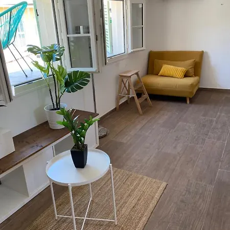 Cozy With Terrace - Old Town Apartamento Nice