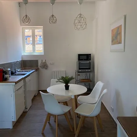 Apartamento Cozy With Terrace - Old Town